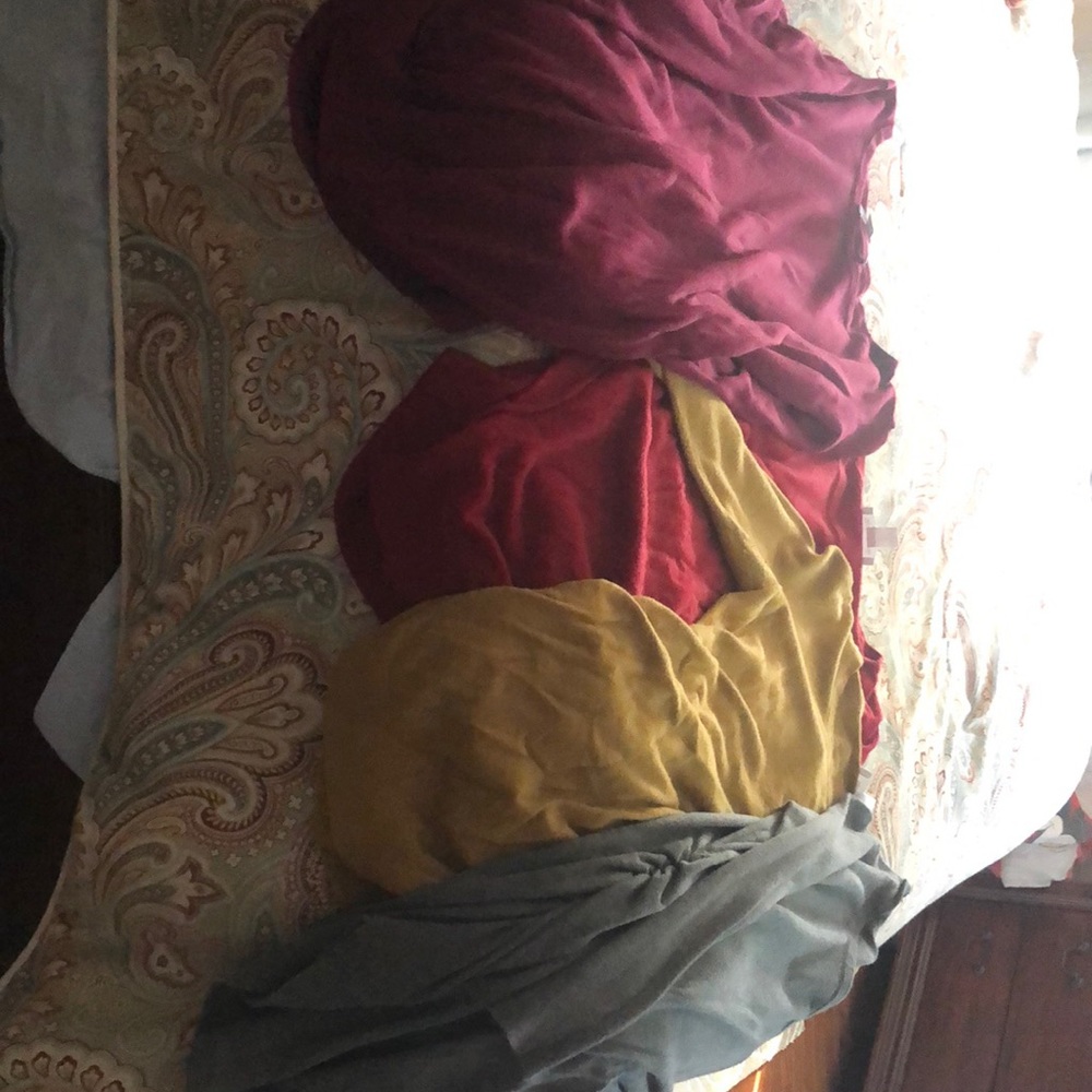 Lot of 4 motherhood maternity sweaters